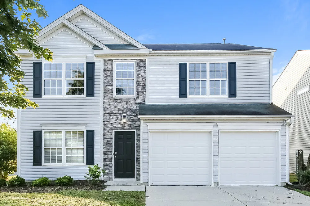 4 bed, 2.5 bath, 2288 sqft, $2,315 — Photo 1