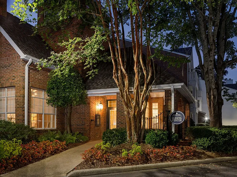 Dunwoody Ridge — Photo 38
