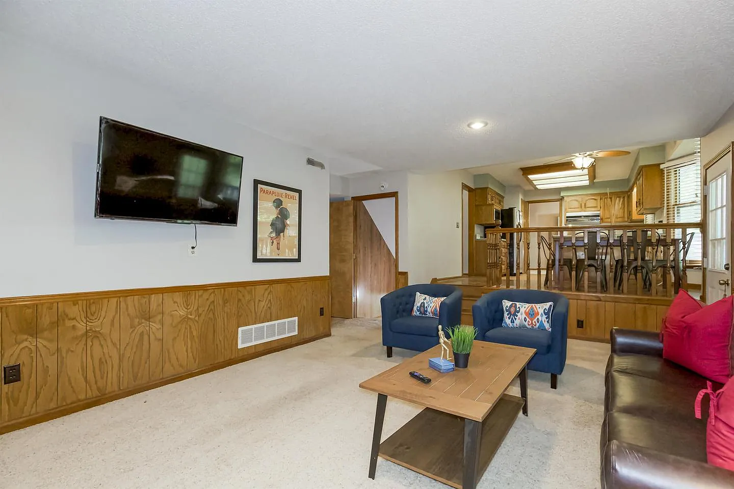 Charming Family Home in a Quiet Olathe Neighborhood — Photo 3