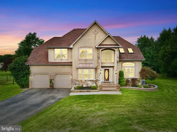 101 Concord Ct, Woolwich Township, NJ 08085