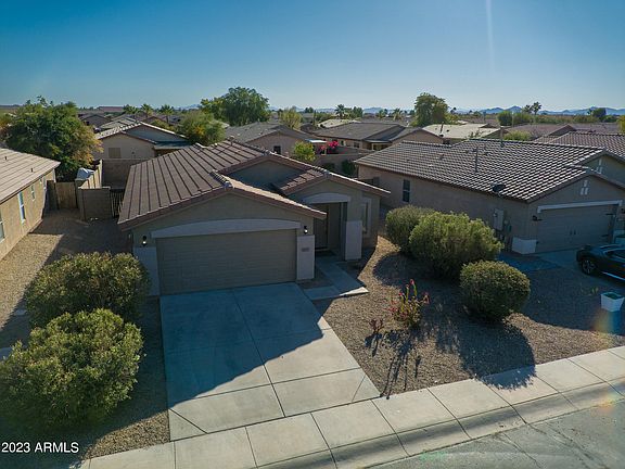 4th image of 42327 W DESERT FAIRWAYS Drive