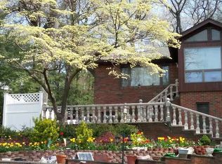 766 Oak St, Ridgefield, NJ 07657