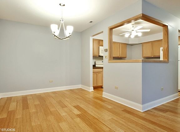 4th image of 1018 Castilian Ct APT 107