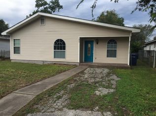 1807 N McKinley St, Beeville, TX 78102