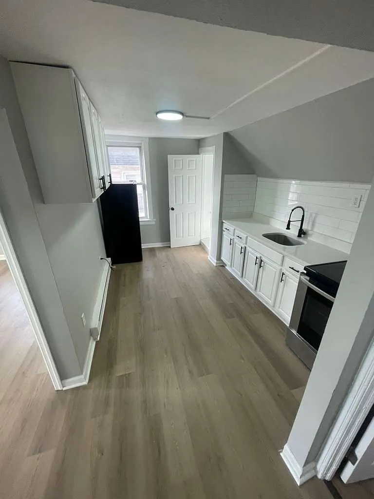1 bed, 600 sqft, $1,695 — Photo 1