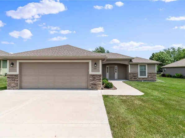 908 Timberline Dr, Cameron, MO 64429