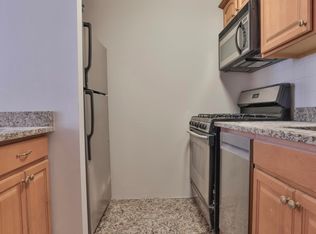 1222 Washington St APT 3S, Hoboken, NJ 07030