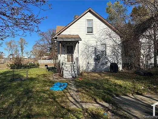 4 bed, $1,795 — Photo 2