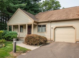 5 Oxford Ct #5, Avon, CT 06001