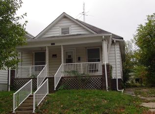 1353 E Main St, Decatur, IL 62521