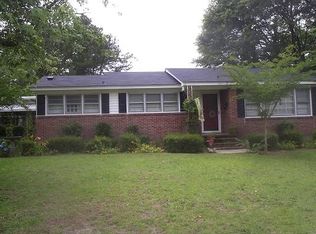 304 Cannon Dr, Hartsville, SC 29550