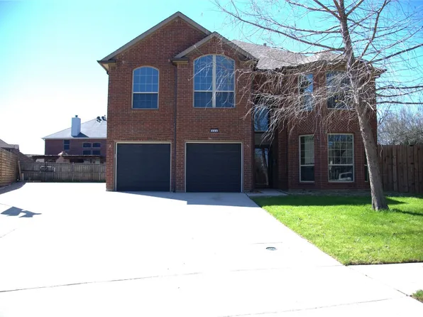 324 Georgian Oak Ct, Lake Dallas, TX 75065