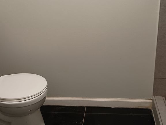 3rd image of 205 Ontario St APT 3
