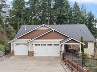 10218 45th St E, Edgewood, WA 98372