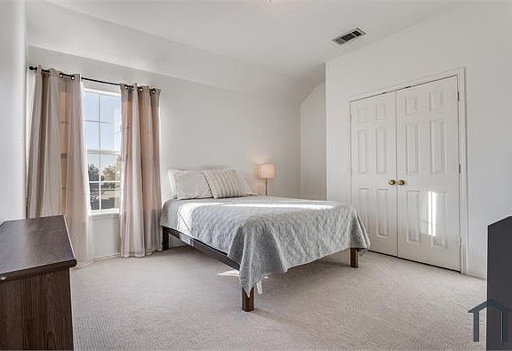 4th image of 7009 Chardonnay Dr