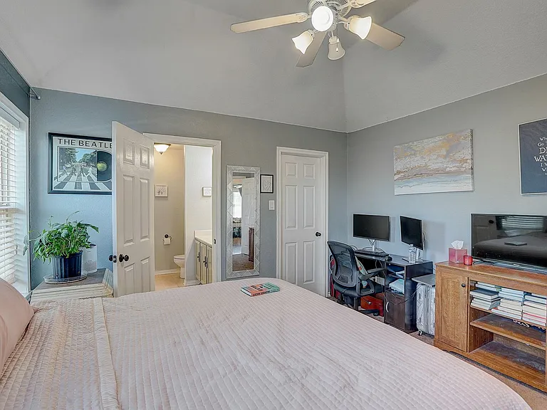 8801 Stewart St — Photo 4