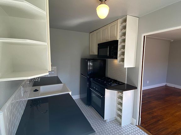 4th image of 4548 35th St