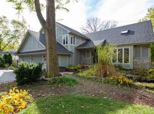 3807 Burton Trl, Crystal Lake, IL 60014