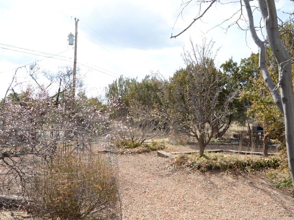 28 Saddlespur Rd, Edgewood, NM 87015