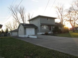 4242 Keller Hanna Dr, Brunswick, OH 44212