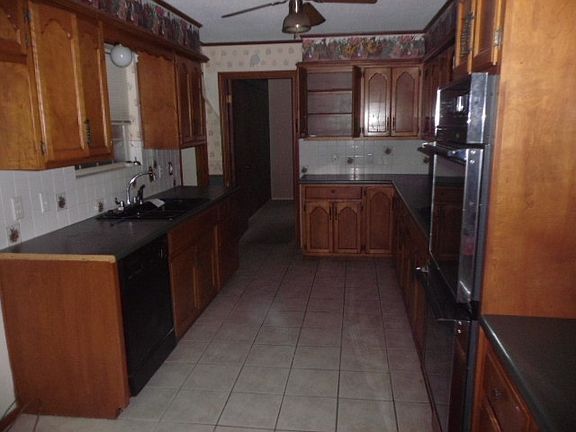 2nd image of 6636 Lakeridge Dr