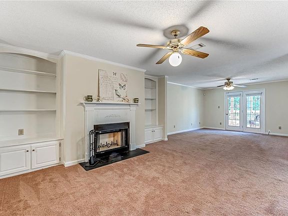 5th image of 4012 Stillwater Dr