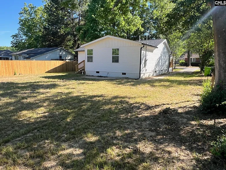 4608 Sheraton Rd — Photo 2