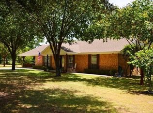 310 Curry Ln, Canton, TX 75103