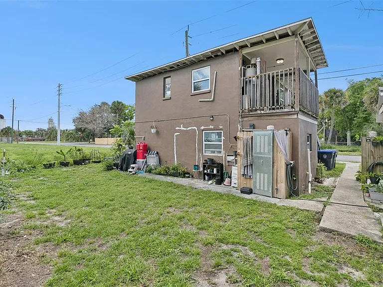 320 Dummitt Ave #B — Photo 18