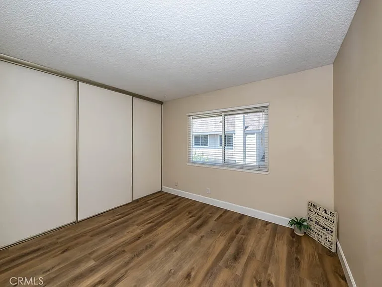 21 Ashbrook #102 — Photo 36