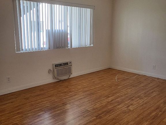 3rd image of 347 W Salem St #3