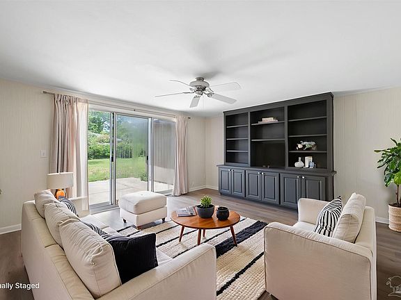 4th image of 3611 Dunwoody Dr