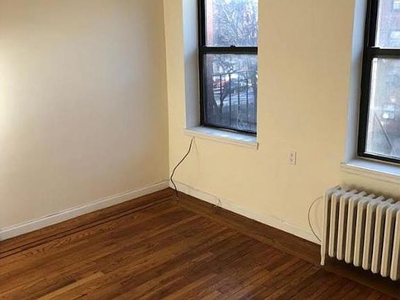 3rd image of 341 E 115th St APT 3F