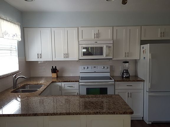 5th image of 5370 Estero Blvd #21