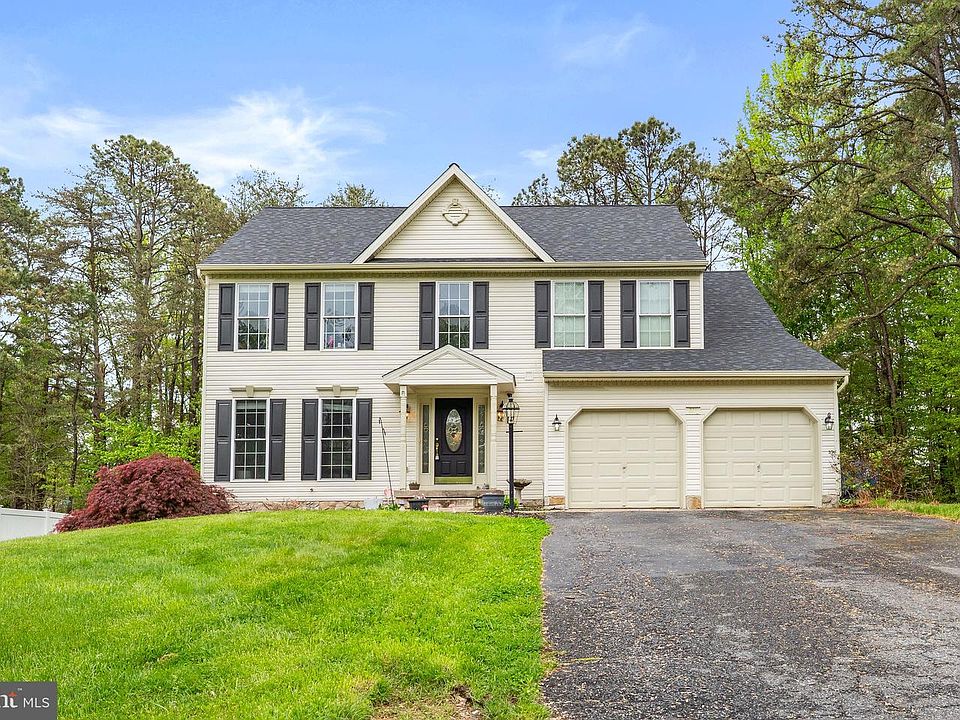 1st image of 221 Bennie Dr