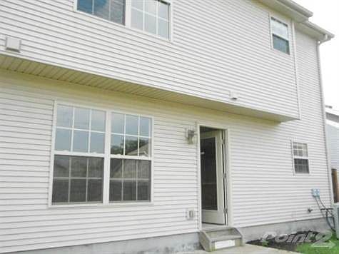 4th image of 737 Burgess Ave