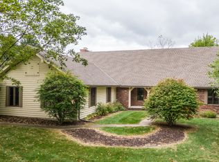 W294N5383 Merton Ave, Hartland, WI 53029