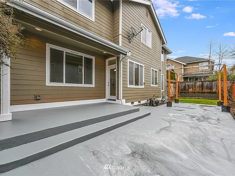 18820 35th Dr SE — Photo 22