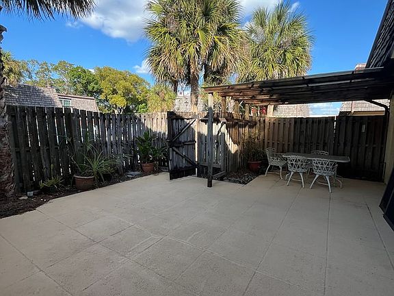 5th image of 1514 Winter Green Blvd