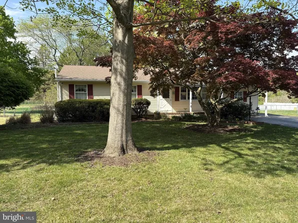 20 Wilmor Dr, East Windsor, NJ 08520