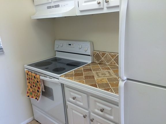 5th image of 500 SW 2nd Ave APT 110