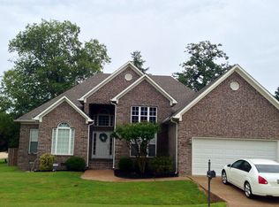 19 Weatherstone Dr, Jackson, TN 38305