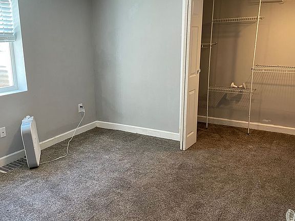 3rd image of 604 S Western Ave #11422925