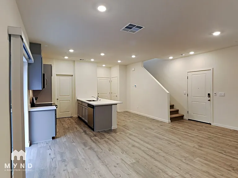 3049 Pruett Dr — Photo 4