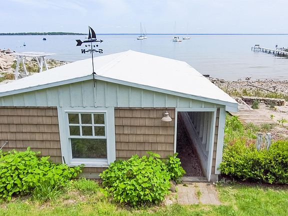 2nd image of 10798 N Shore Dr