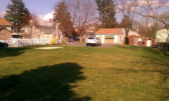 1st image of 246 W Main St