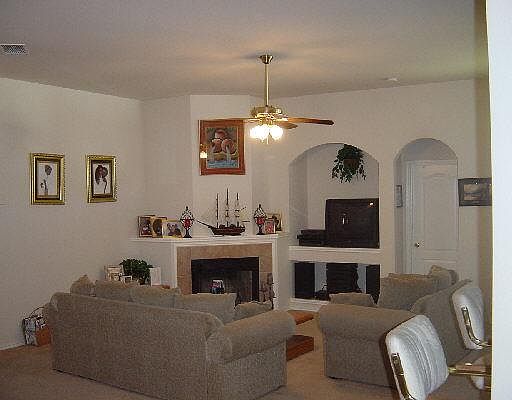 5th image of 412 DEER MEADOW