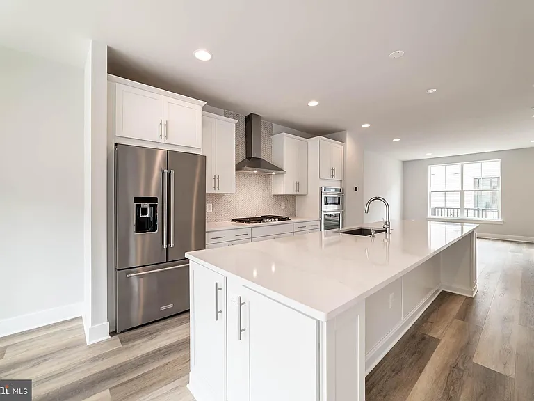 6227 Almerico Pl — Photo 13