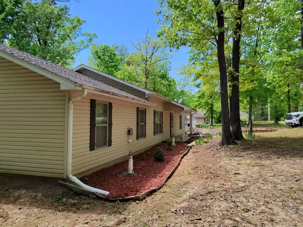 7750 W Hughes Rd, Harrisburg, MO 65256