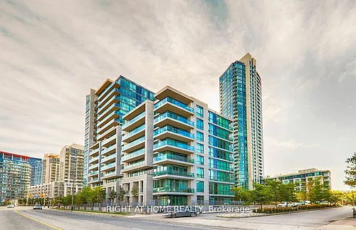 209 Fort York Blvd Photo 1
